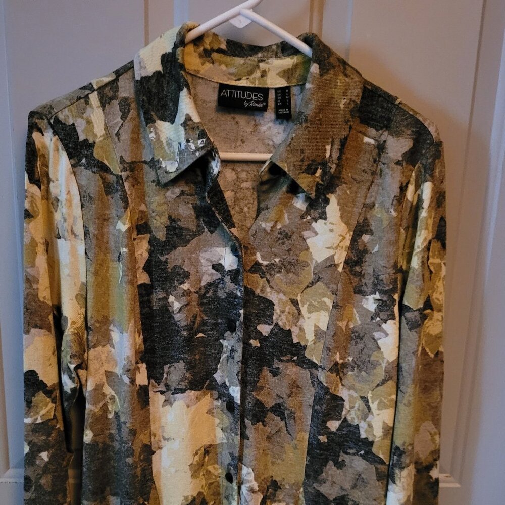 Attitudes Black, Brown Abstract Print Button-Front Sweater Type Top Misses Med